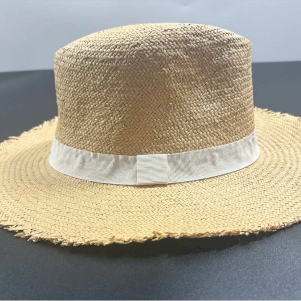 NWT Hat Attack Travel Hat Chapeau in natural / white ONE SIZE